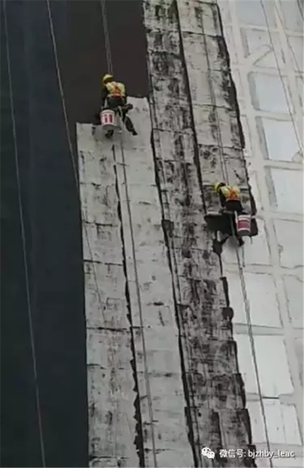 外墻LEAC防水超高層面涂，滾涂法